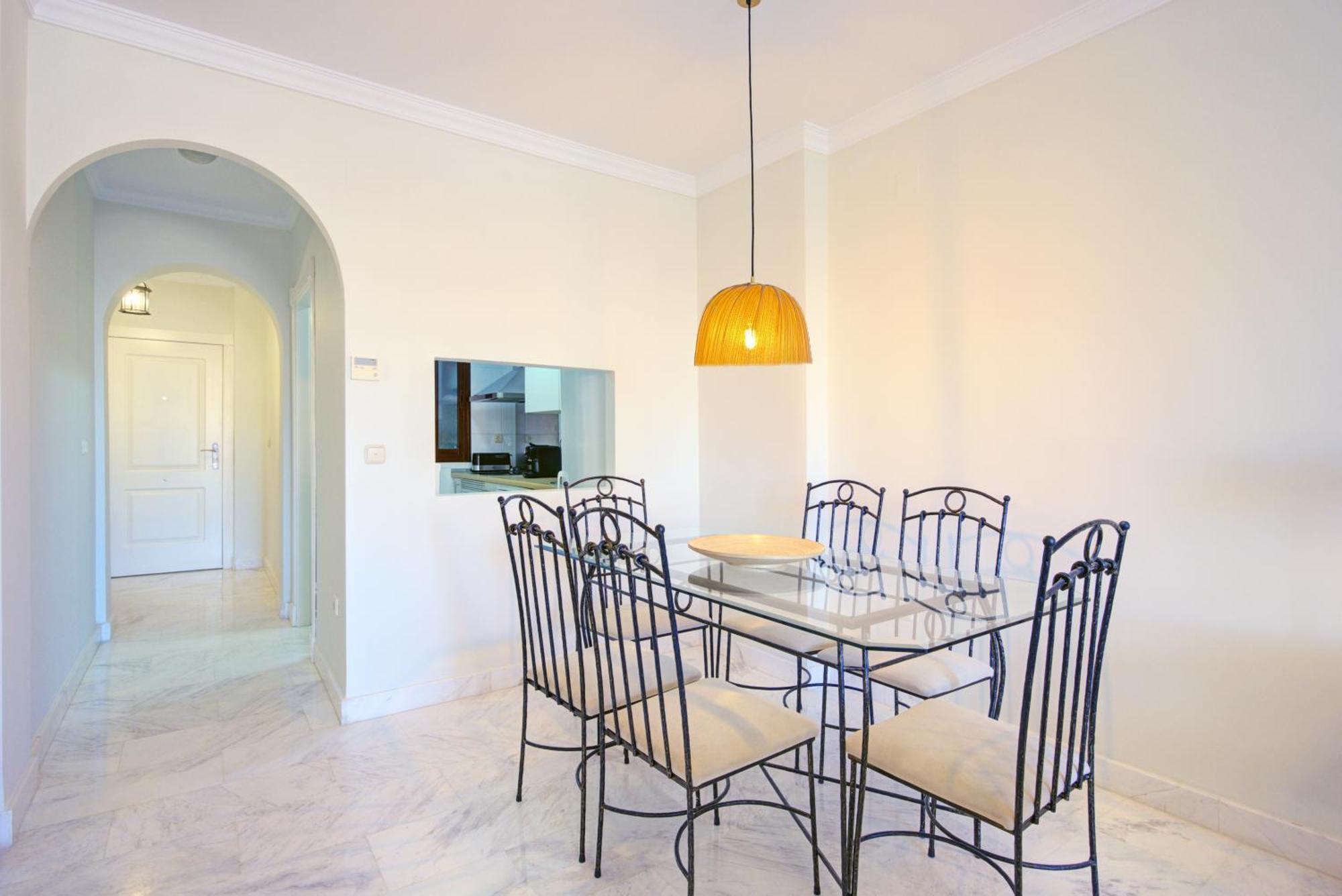 Comeback Noches De Blanco Saten Motril Exterior photo